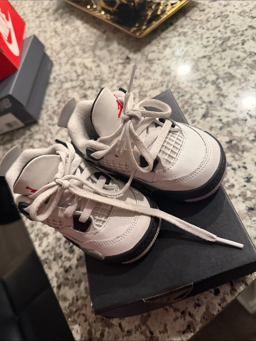 Jordan 4 retro